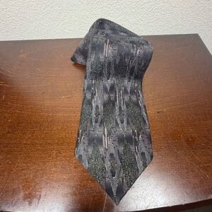 Roffe Geometric/Abstract Dark Night Tone Hand Made 100% Silk Necktie Formal NWOT